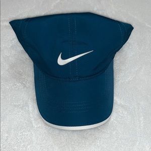 nike golf hat
